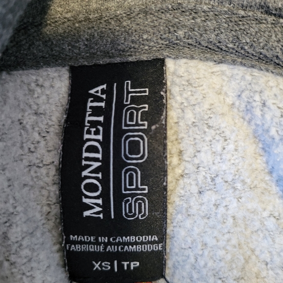 Light grey zip hoodie, size XS, great condition. - Picture 3 of 3